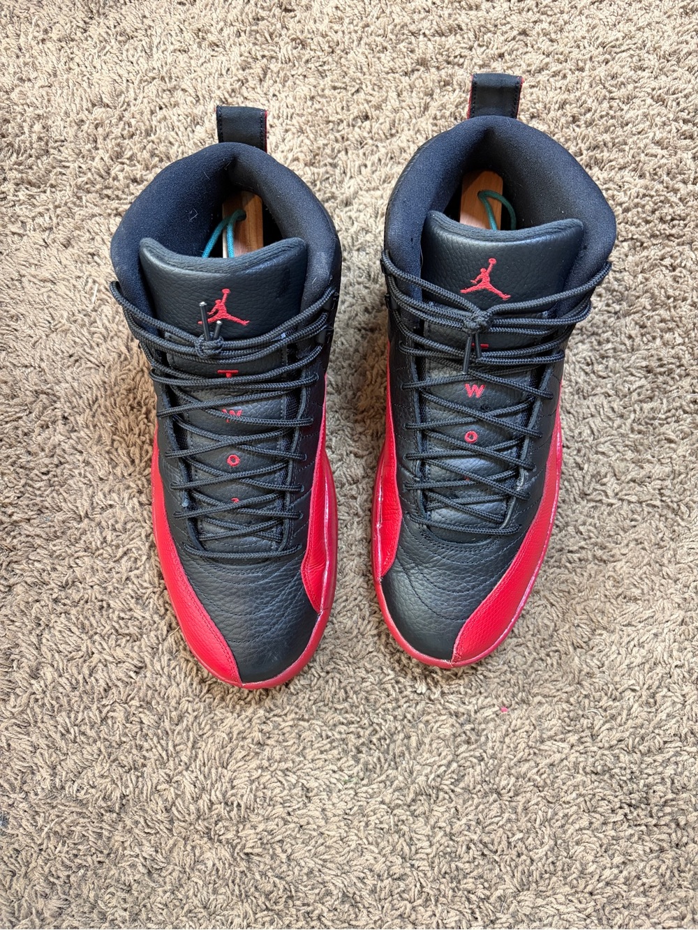 Air Jordan 12 flu game 2016